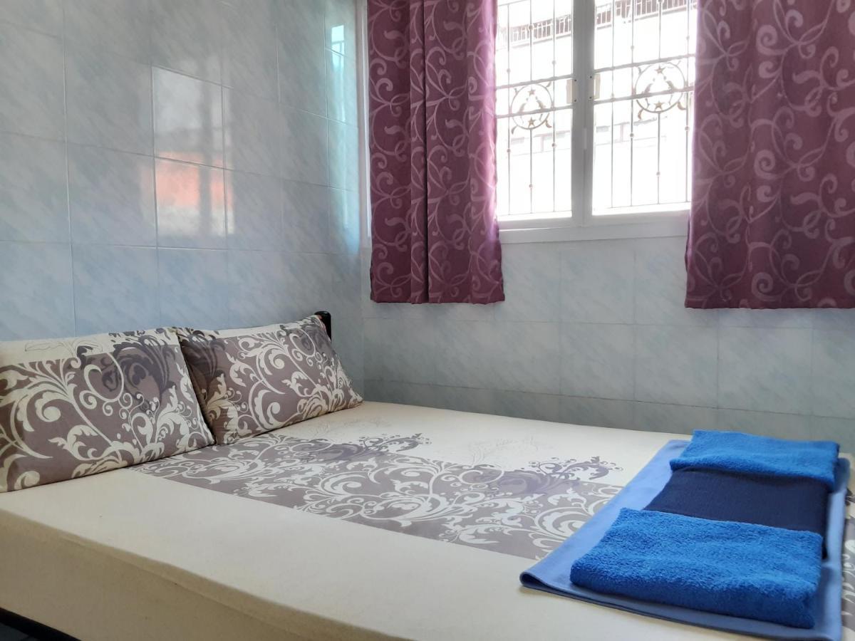 New Central Guesthouse Bangkok Exterior photo